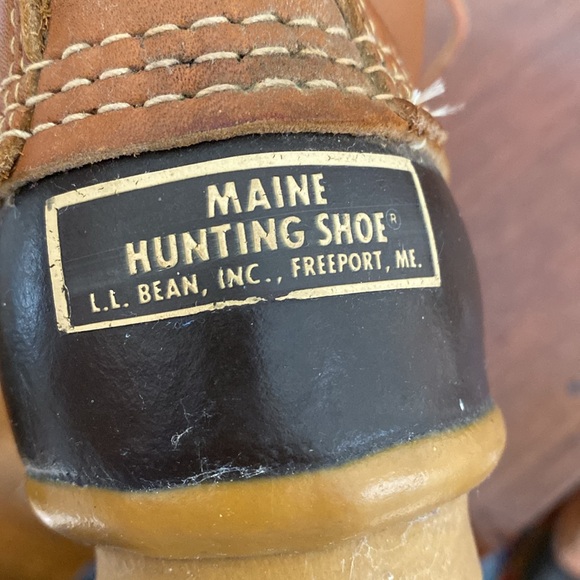LL Bean Maine Women’s 8” Hunting Shoe or Duck Boots Leather Upper & Rubber Sole - Picture 3 of 8